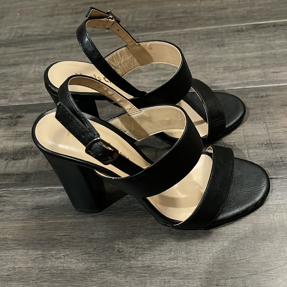 Black Block Heels - Picture 2 of 8